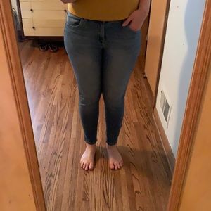 1822 Adrianna skinny jeans